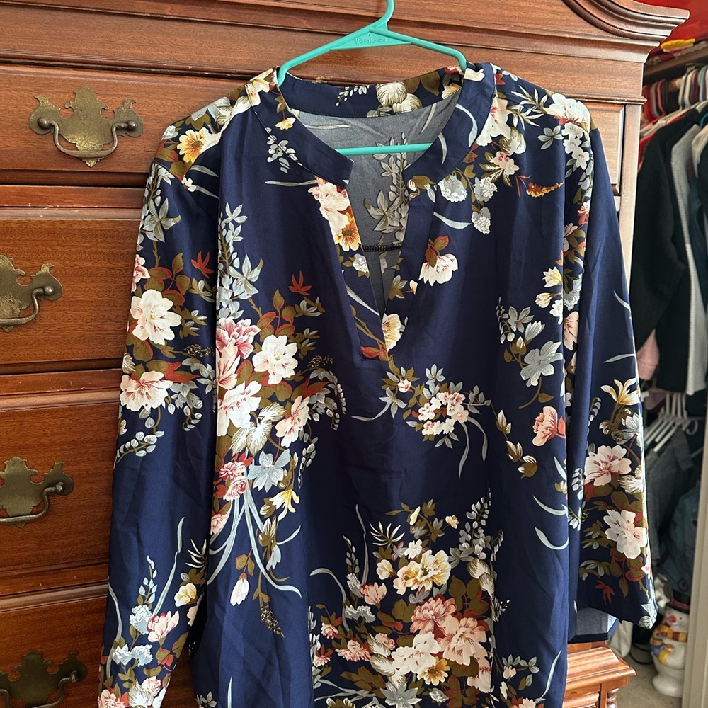 Women’s blouse